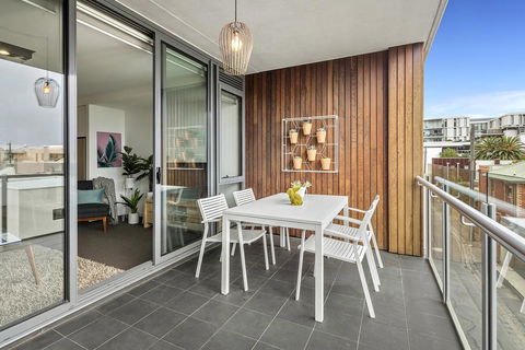 Beach Apartment Port Melbourne - Mackay Tourism 2