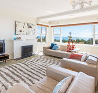 BEACH BELLE - MORNINGTON - Mackay Tourism