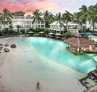 Beach Club Palm Cove - Mackay Tourism
