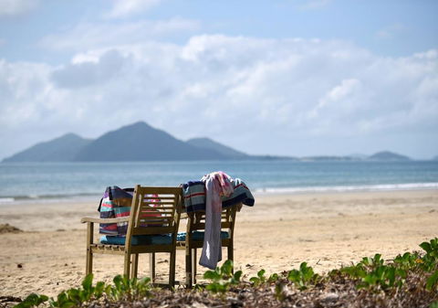 Beach Daze - Mackay Tourism 0