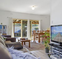 Beach Escape  Currarong - basic family accommodation - Mackay Tourism