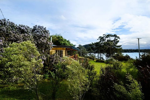 Beach House 'Aisling' - Mackay Tourism 1
