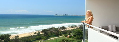 Beach On Sixth - Mackay Tourism 1