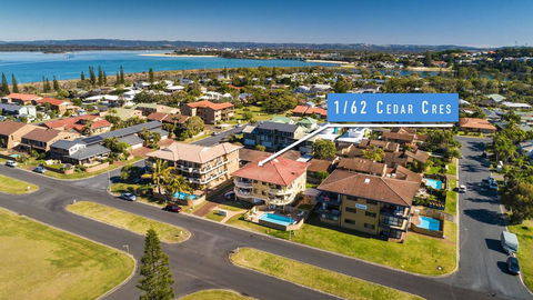 Beach Point - East Ballina - Mackay Tourism 0