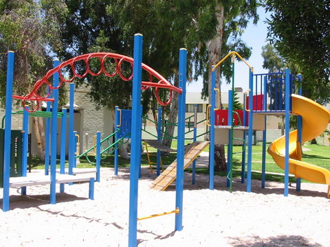 Beach Resort Kalbarri Unit 33 - Mackay Tourism 3