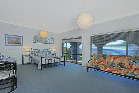 Beach Road 10 Mollymook - Mackay Tourism 1