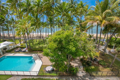 Beachfront Apt. In Alamanda Beachfront Resort (25) - Mackay Tourism 2