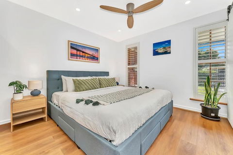 Redbrick Retreat - Generous Coastal Escape - Mackay Tourism 2