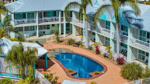 Reef Adventureland Motor Inn - Mackay Tourism 3