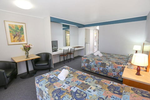 Reef Resort Motel - Mackay Tourism 2