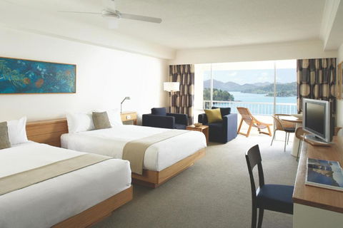 Reef View Hotel - Mackay Tourism 1