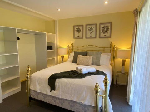 Reel & Relax: 3BR Beach House - Fish, Swim, Surf - Mackay Tourism 2