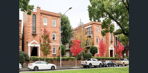 Regents Gate 53 - Mackay Tourism 2