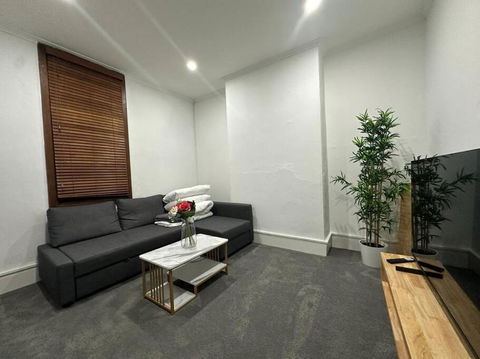 Remarkable 2 Bedroom House At The Centre Of Darlinghurst - Mackay Tourism 0