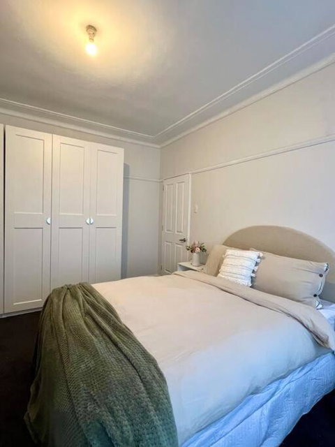 Renovated 3 Bedroom House - Mackay Tourism 1