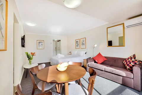Renovated Stylish Studio - Mackay Tourism 1