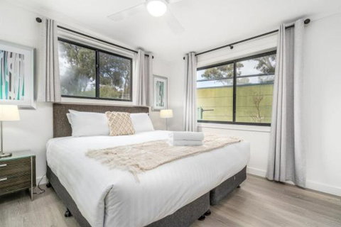 Renovated Townhouse Close To The CBD And Schools - Mackay Tourism 0