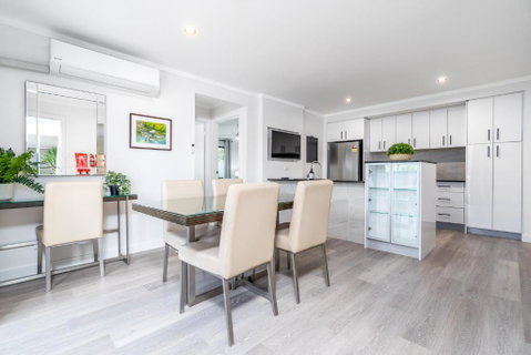 Renovated Townhouse Close To The CBD And Schools - Mackay Tourism 2