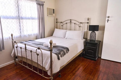 RetroRhapsody - Mackay Tourism 2