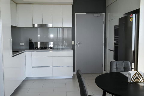 River View Apartment In Brisbane With Parking - Mackay Tourism 3