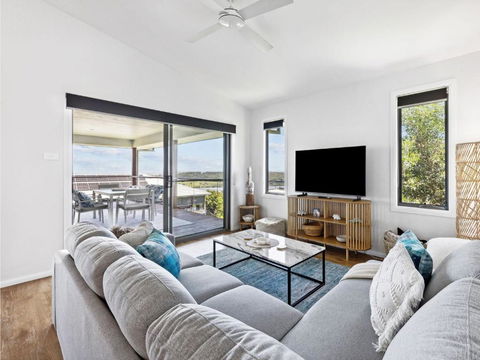 River View Beach Hub - Mackay Tourism 3