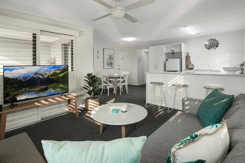 Riverside Location, Noosa Sound - Mackay Tourism 1