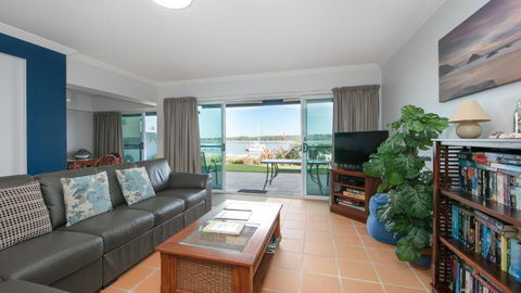 Riverview Apartment 2 Block 2 - Mackay Tourism 3