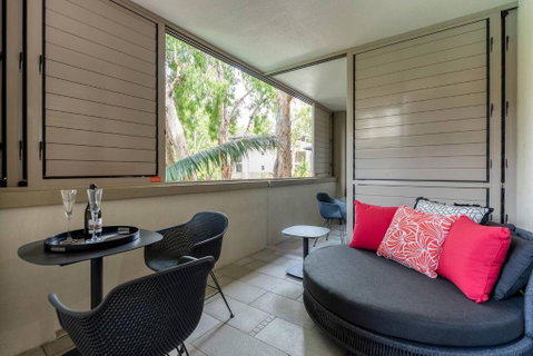 Rose At Temple Palm Cove - A Poolside Paradise - Mackay Tourism 2