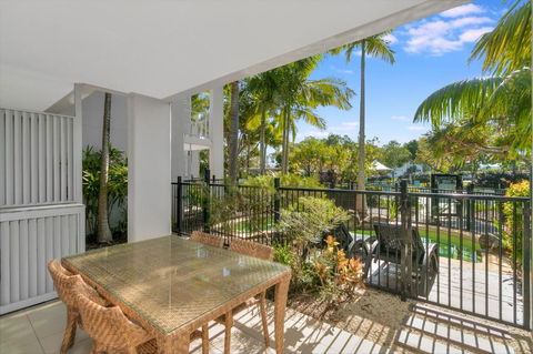 Salt&Pepper Sanctuary - Plunge Pool Resort Apartment By UHoliday - 2BR, 1BR And Studio Hotel Room Configurations Available - Mackay Tourism 3