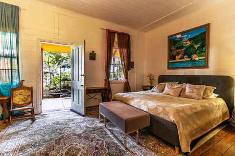 Robbie Burns Hotel Wyndham - Mackay Tourism 0