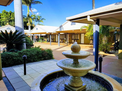 Rockhampton Palms Motor Inn - Mackay Tourism 0