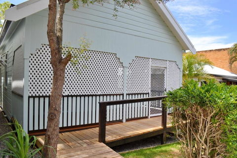 Rockleigh - Bring Your Own Linen. - Mackay Tourism 0