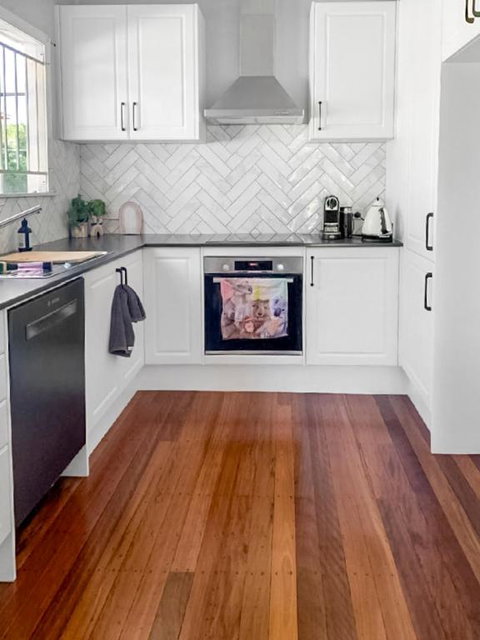 Rose Cottage - Mackay Tourism 2