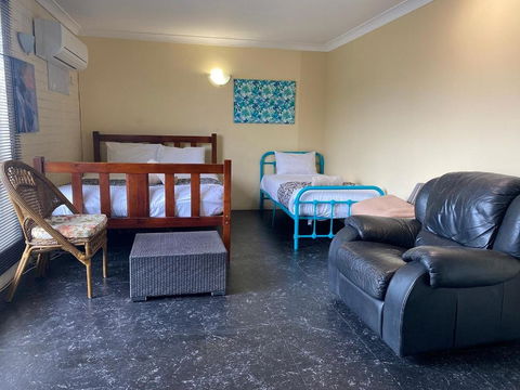 Rosebourne Gardens Motel - Mackay Tourism 2