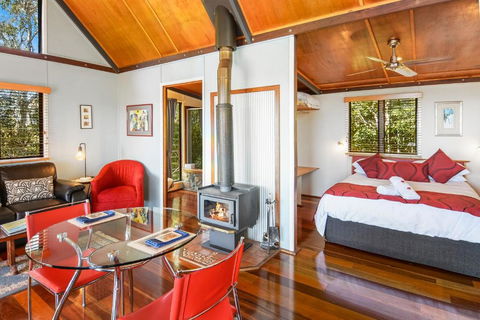Rosebrook Cottages - Mackay Tourism 1
