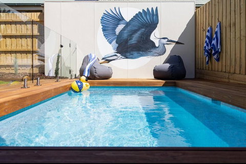 Rosewood Retreat New Luxury Home - Mackay Tourism 0