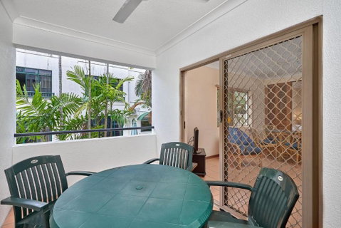 Royal Palm Villas - Mackay Tourism 3