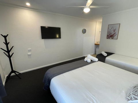 Royal Hotel Motel Scone - Mackay Tourism 2