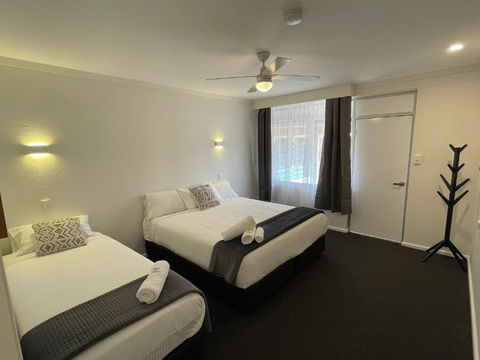 Royal Hotel Motel Scone - Mackay Tourism 0