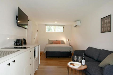 Sahara Trails Studio WiFi Air Conditioning Horse Riding And Much More - Mackay Tourism 2