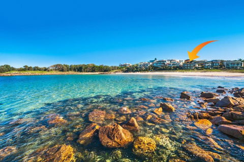 Sails On The Beachfront - Exclusive Seaside Home - Mackay Tourism 1