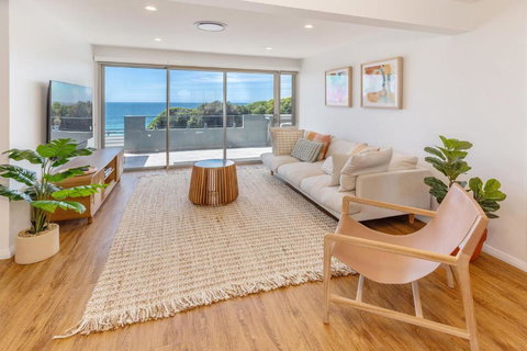 Salt & Serenity, Forster Beach IH - Mackay Tourism 1