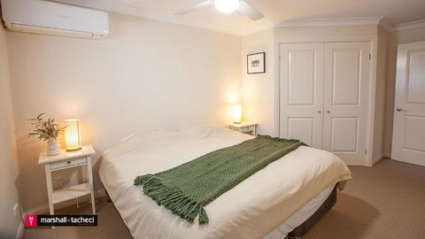 Salt Water Villa Bermagui Four Bedroom Central Location With Wifi - Mackay Tourism 2