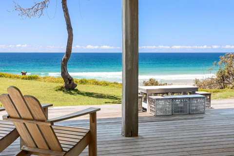 Saltwater Beach House - Mackay Tourism 0