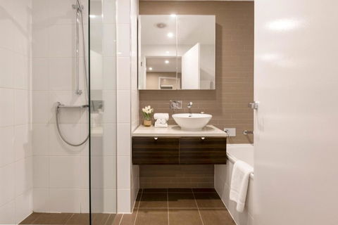 Saltwater Suites - Waterfront Apartments - Mackay Tourism 2