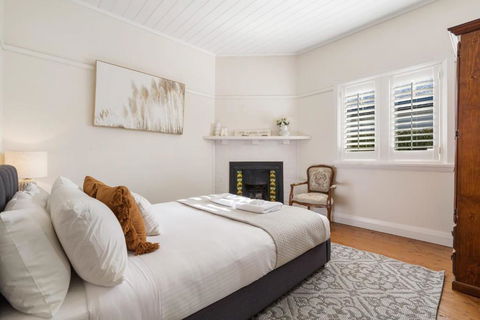 Sampson Cottage - Historic Charm - Mackay Tourism 1