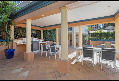 San Mateo On Broadbeach - Mackay Tourism 1