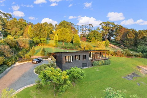 Sanctuaire, Southern Highlands - Mackay Tourism 1