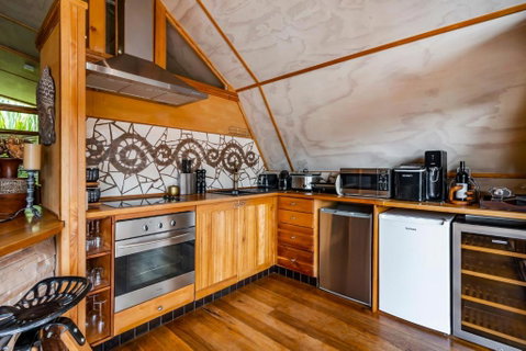 Sanctuary - Bruny Island - Mackay Tourism 1