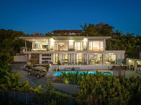 Sanctuary Spaces - Sundowner - Mackay Tourism 0